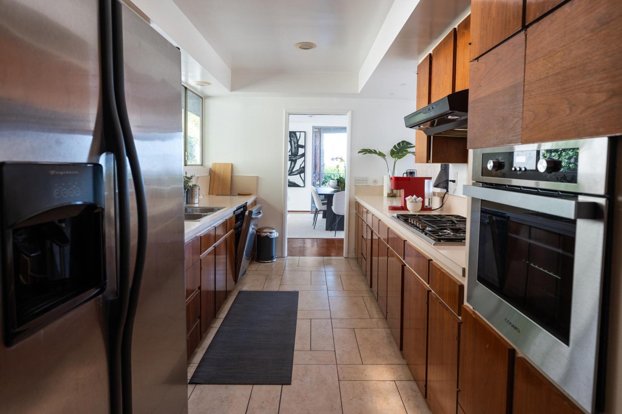 Urban Oasis: Stylish Mid-century In Weho * Los Ángeles